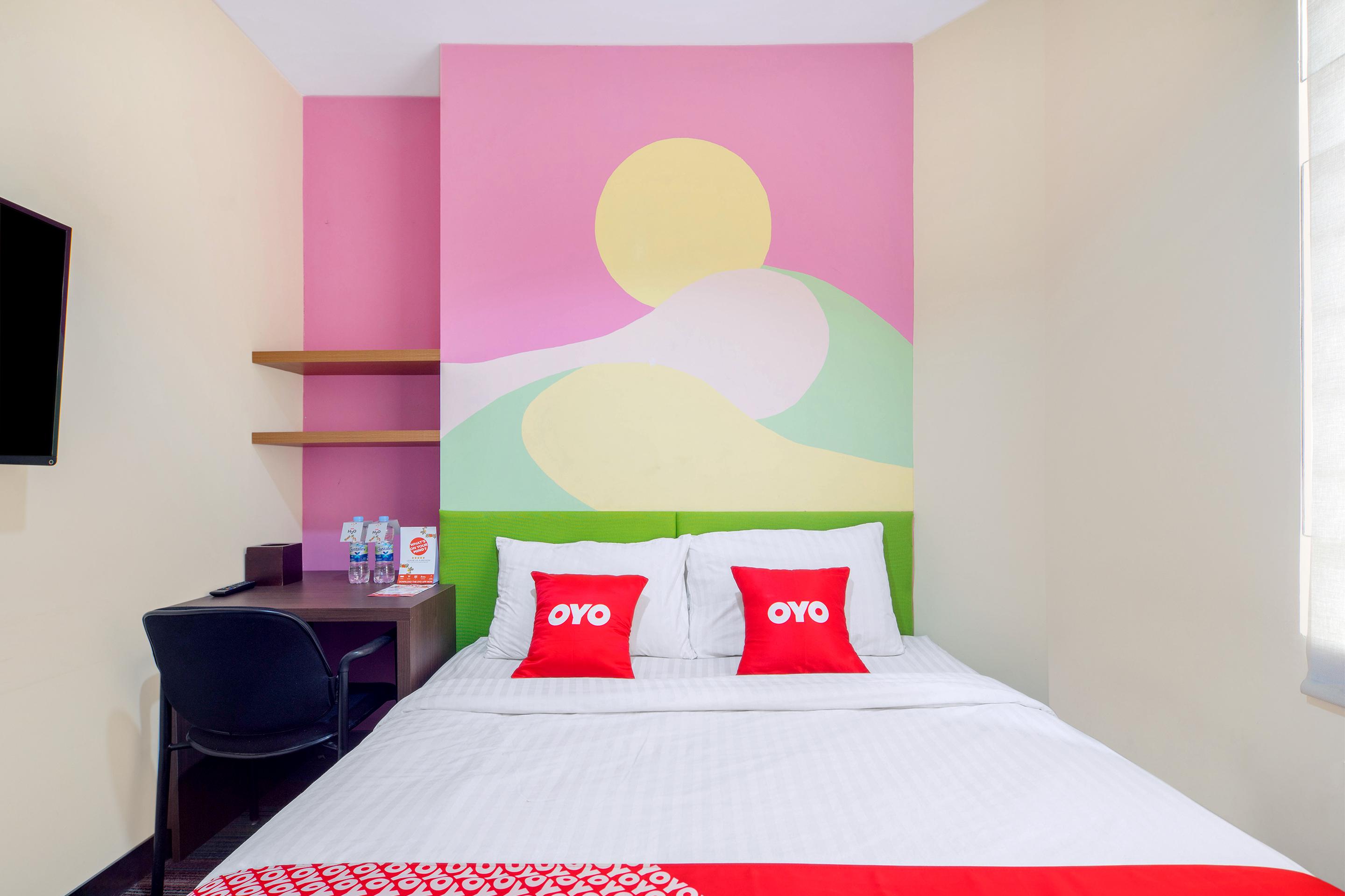 Отель Super Oyo Capital O 1121 Orienchi 2 Джакарта Экстерьер фото
